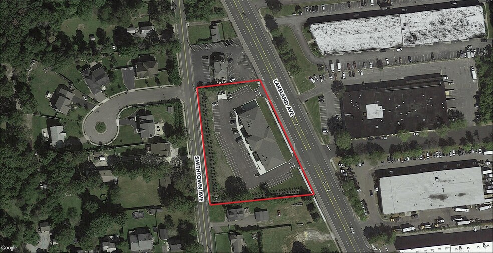 More Photos Of 1360 Lakeland Ave, Bohemia Storefront Retail Office For Lease