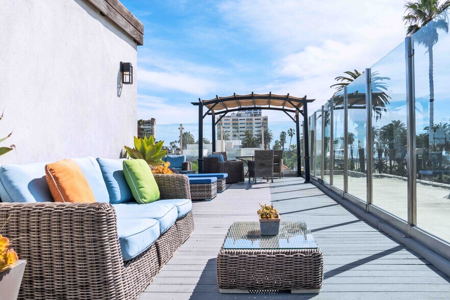 More Photos Of 901 Ocean Ave, Santa Monica Apartments For Sale