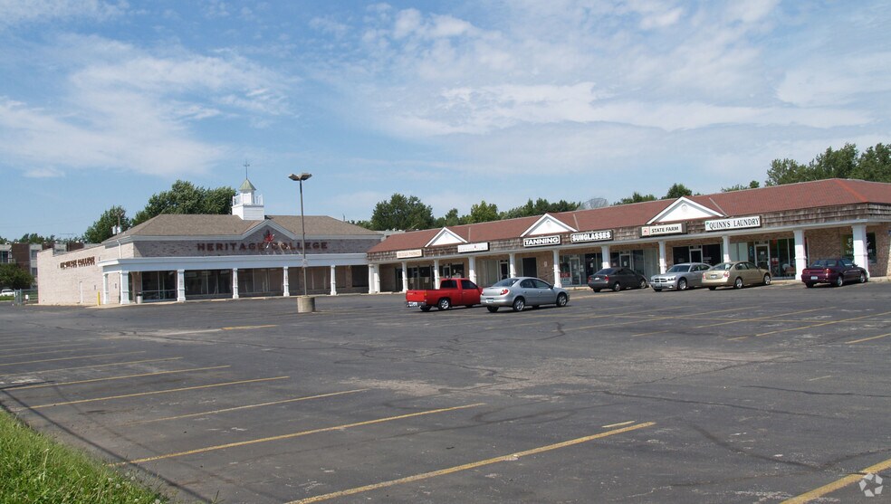 More Photos Of 534-618 E 99th St, Kansas City General Retail For Lease