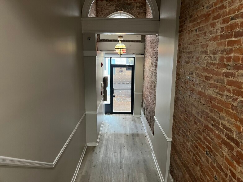 More Photos Of 1206 Walnut St, Philadelphia Multifamily For Sale