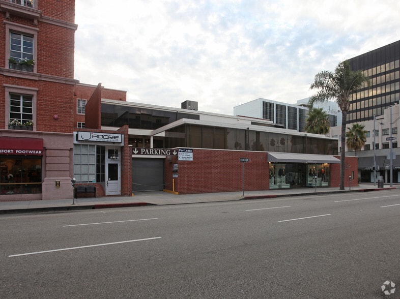 More Photos Of 9625-9647 Brighton Way, Beverly Hills Storefront Retail Office For Lease
