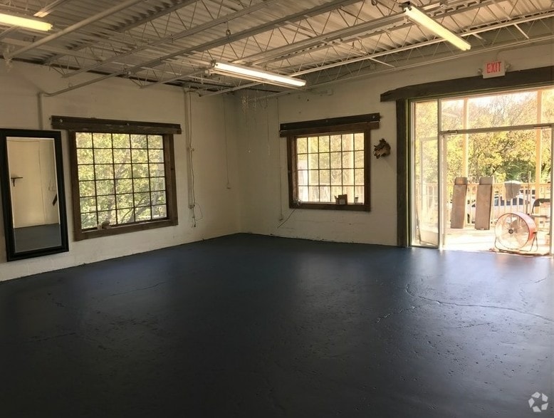 More Photos Of 1414 3rd Ave S, Nashville Restaurant For Lease