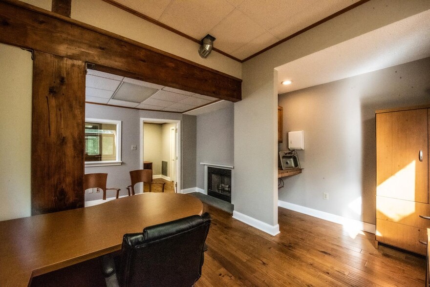 More Photos Of 124 John Robert Thomas Dr, Exton Loft Creative Space For Lease