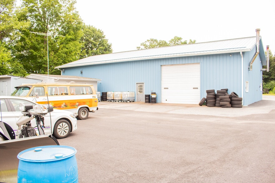 More Photos Of 8 Englewood St, Webster Auto Repair For Sale