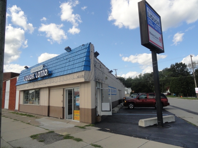 Primary Photo Of 25110 Grand River Ave, Redford Convenience Store For Sale