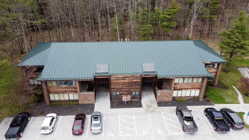 More Photos Of 1085 Route 4 E, Rutland Office For Lease