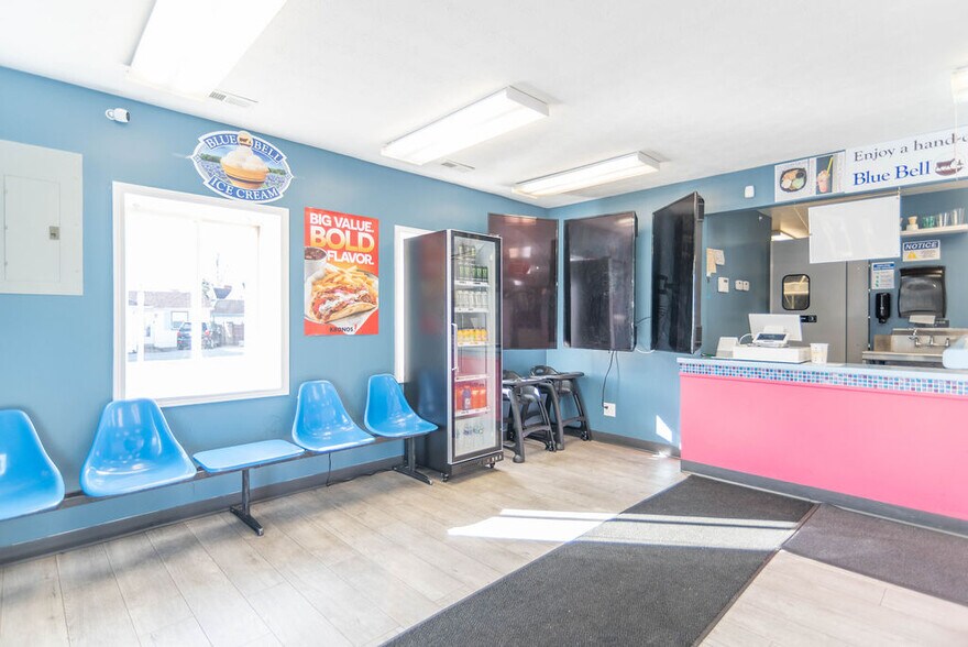 More Photos Of 789 E Morgan St, Martinsville Restaurant For Sale