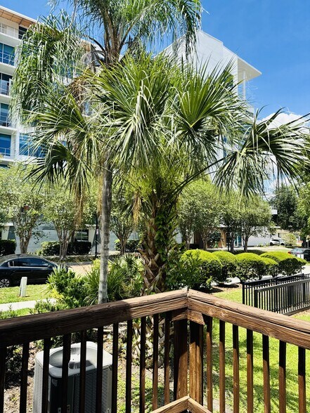 More Photos Of 516 E Jackson St, Orlando Office For Lease