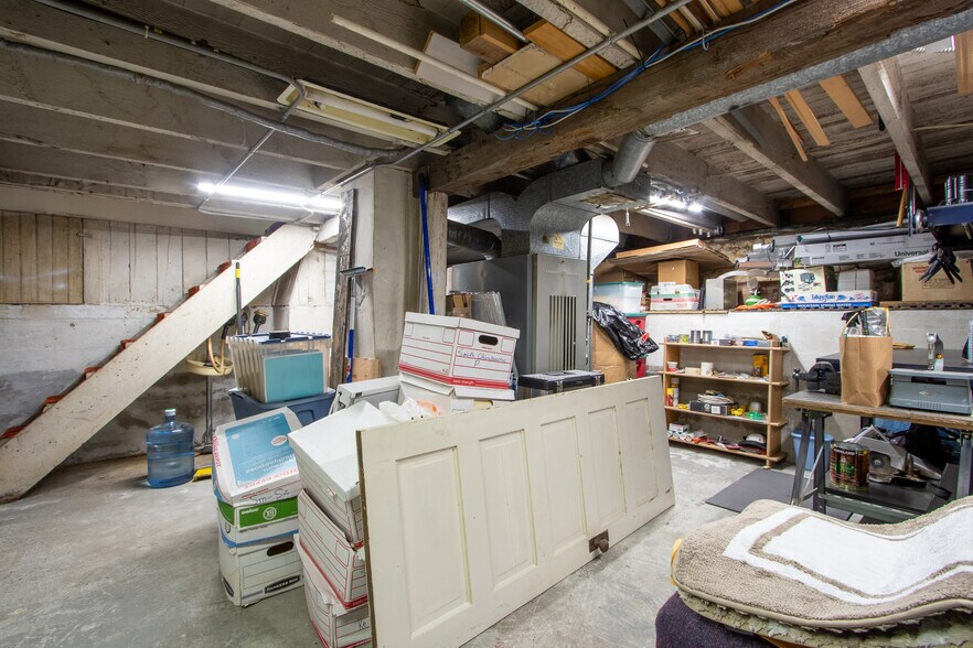 More Photos Of 2040 6th Ave, Tacoma Office For Sale