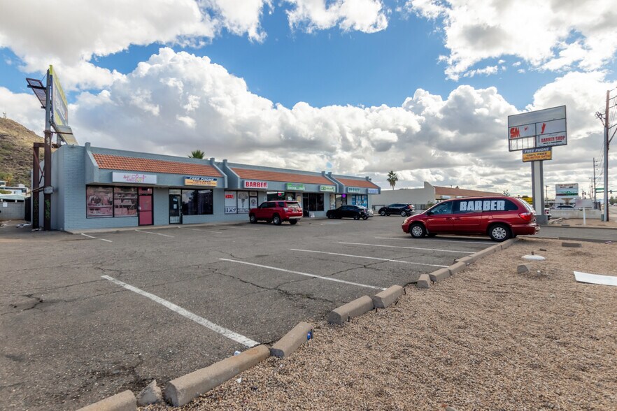 More Photos Of 11829-11841 N 19th Ave, Phoenix Storefront For Sale