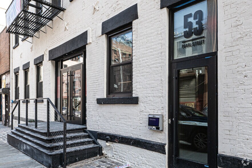 More Photos Of 53 Pearl St, Brooklyn Coworking Space