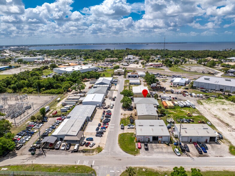More Photos Of 4159 Electric Way, Port Charlotte Warehouse For Sale