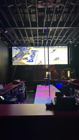 More Photos Of 912 71st St, Miami Beach Bar For Lease