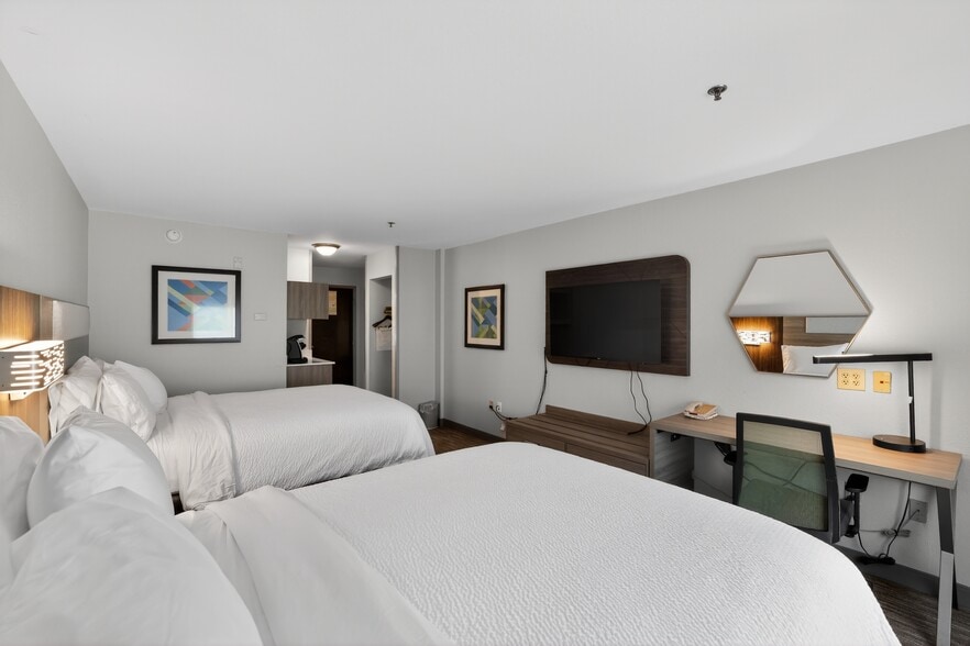 More Photos Of 1388 E Oglethorpe Hwy, Hinesville Hotel For Sale