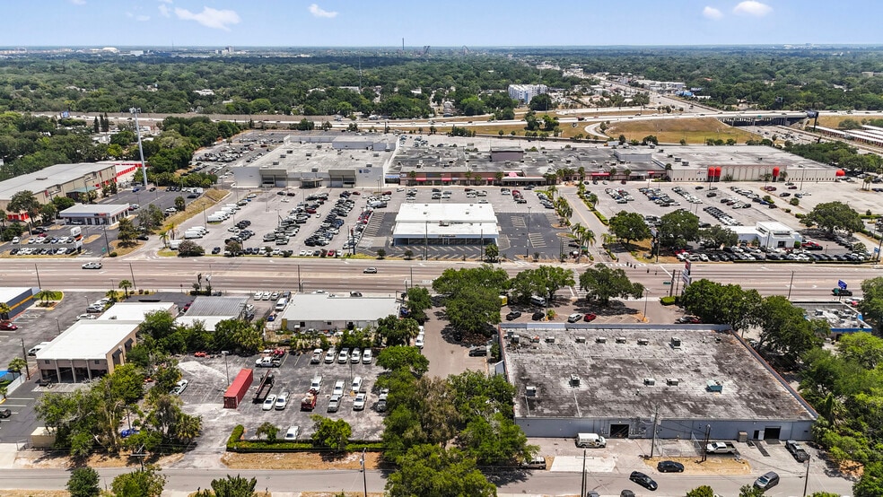 More Photos Of 9340 N Florida Ave, Tampa Storefront For Lease