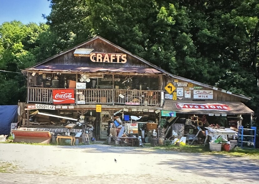 Primary Photo Of 2024 Powdermill Hill rd, Lawrenceburg Storefront For Sale