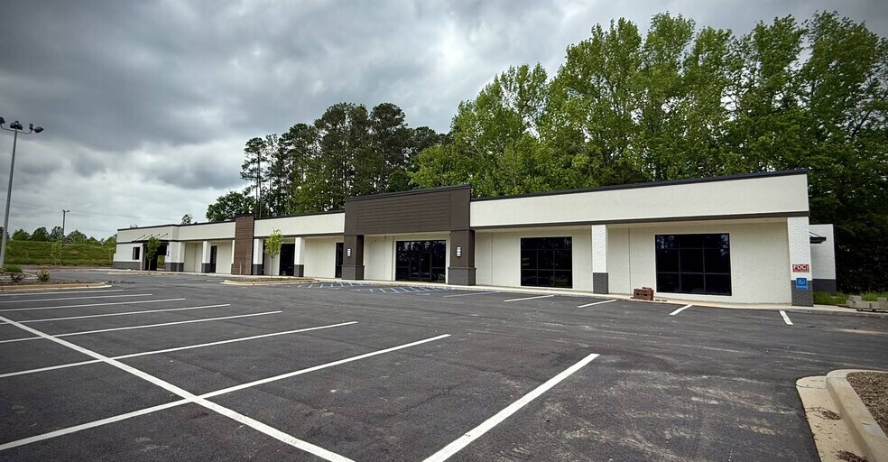 Primary Photo Of 2600 E Main St, Spartanburg Restaurant For Lease