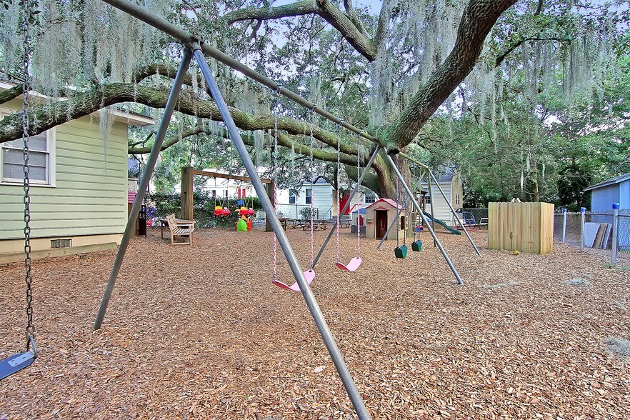 More Photos Of 1521 Wappoo Dr, Charleston Specialty For Lease