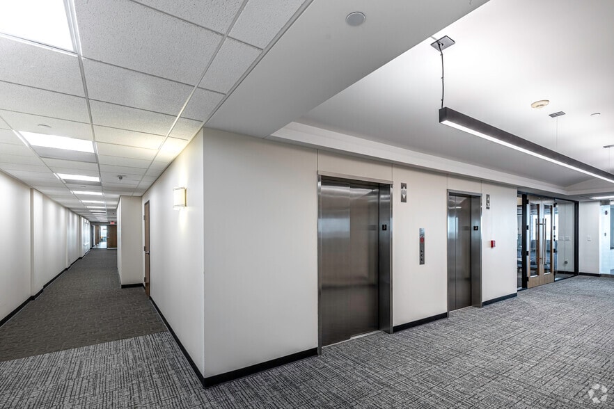 More Photos Of 12200 N Ambassador Dr, Kansas City Medical For Lease