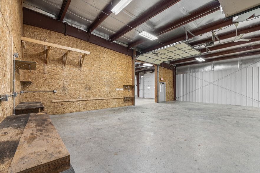 More Photos Of 3601 Patch St, Stevens Point Industrial For Lease