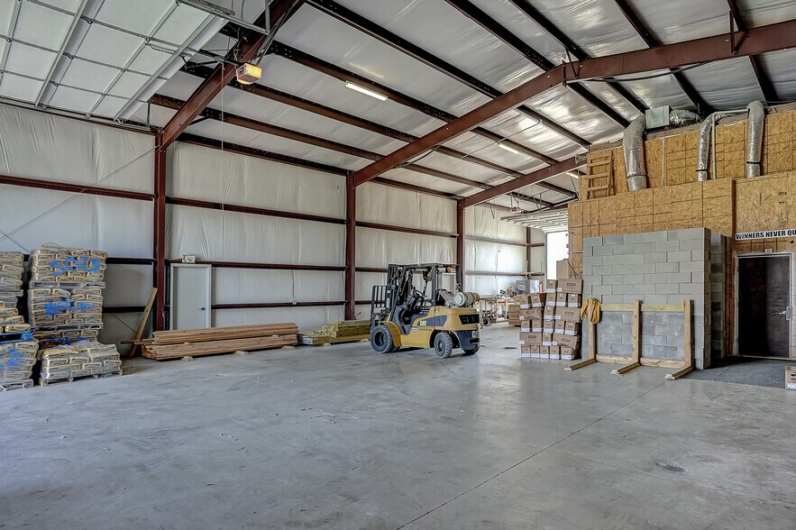 More Photos Of 6126 Private Road 902, Celina Warehouse For Sale