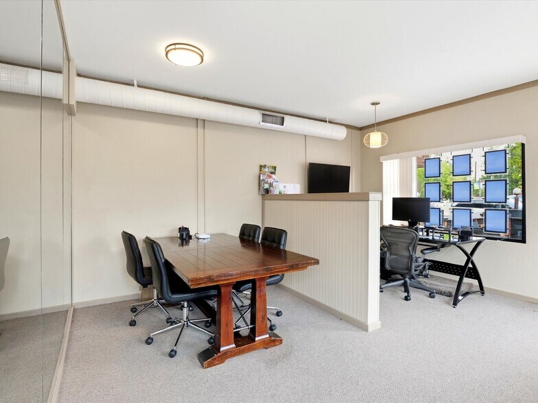 More Photos Of 109 N Public Rd, Lafayette Freestanding For Sale