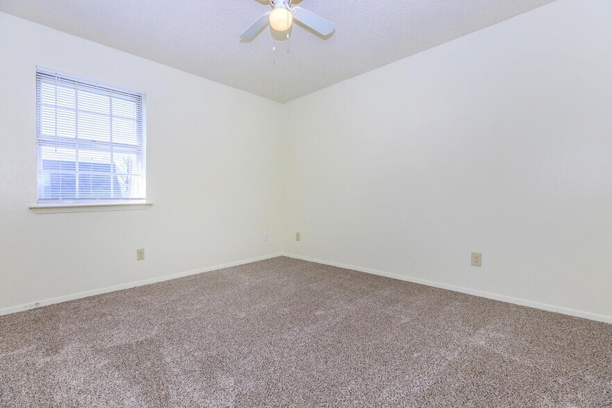 More Photos Of 255 Turner St, Roanoke Apartments For Sale