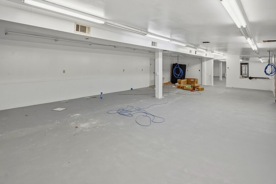 More Photos Of 50 Clara St, Landisville Warehouse For Sale