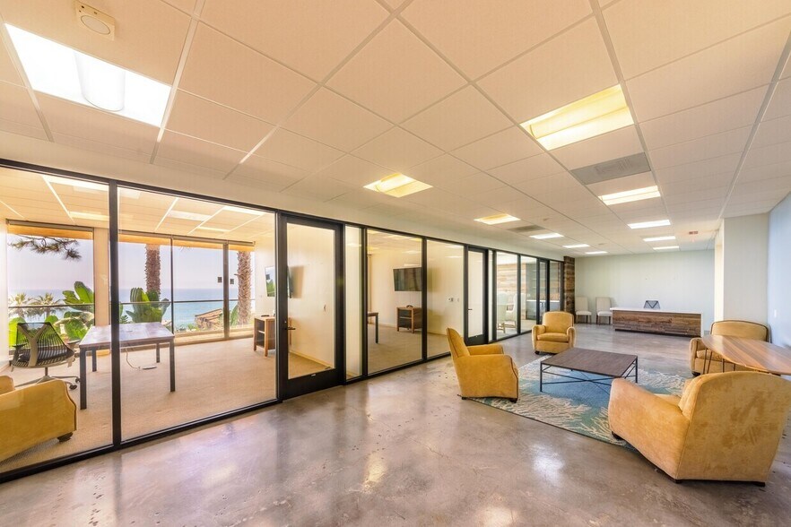 More Photos Of 22761 Pacific Coast Hwy, Malibu Office For Lease