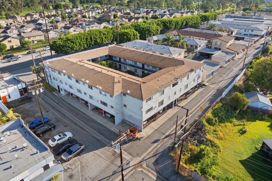More Photos Of 2134 W El Segundo Blvd, Gardena Apartments For Sale