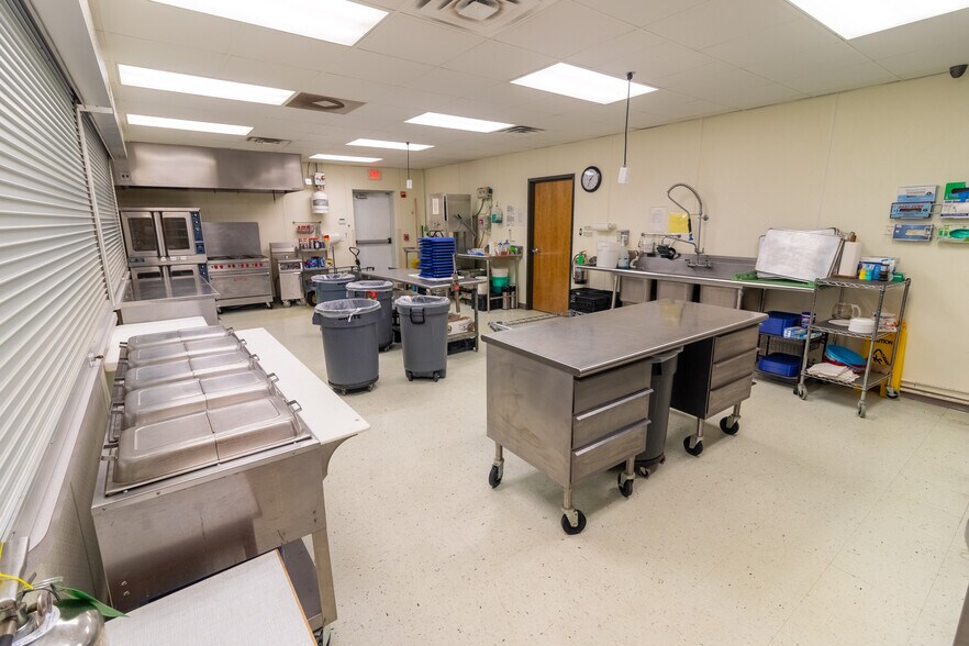 More Photos Of 906 Trimmier Rd, Killeen Religious Facility For Sale