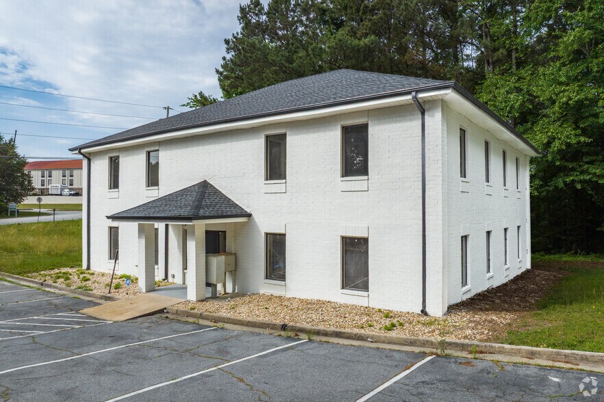 More Photos Of 1755 E Park Place Blvd, Stone Mountain Office For Sale