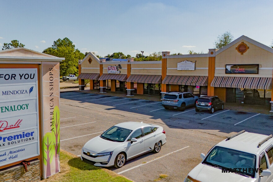 More Photos Of 4279-4293 American Way, Memphis Freestanding For Sale