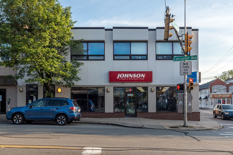 Primary Photo Of 850 W Lancaster Ave, Bryn Mawr Storefront Retail Office For Lease