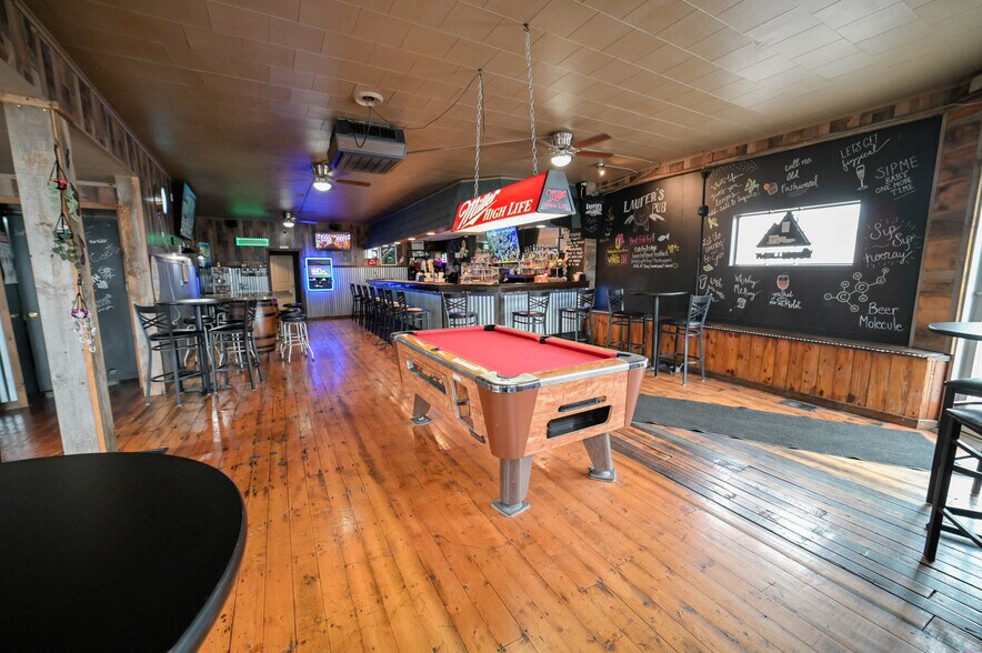 More Photos Of 157 Whitesboro St, Yorkville Storefront For Sale