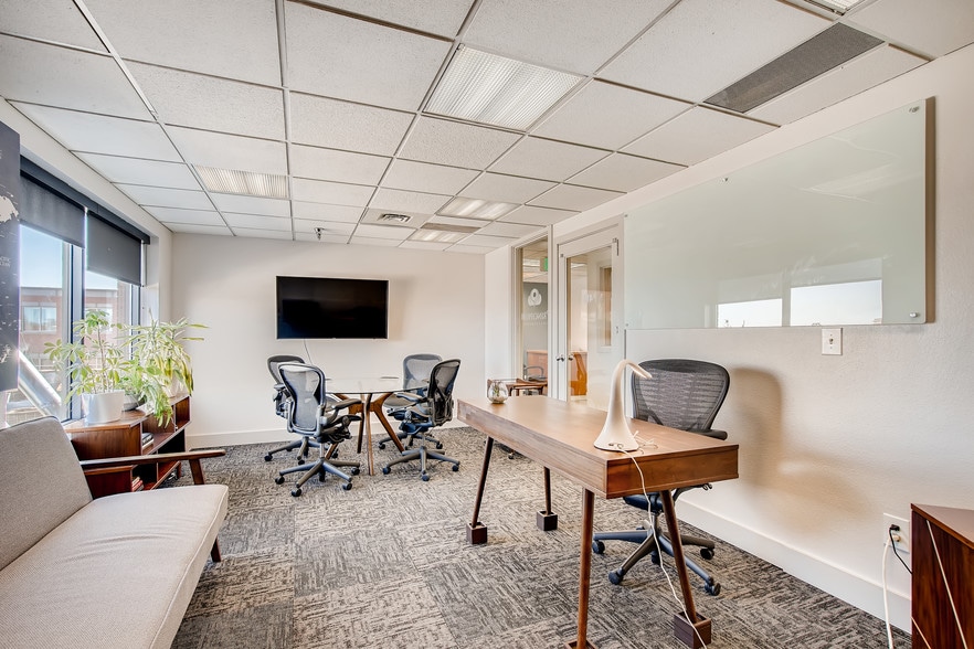 More Photos Of 1035 Pearl St, Boulder Office For Sale
