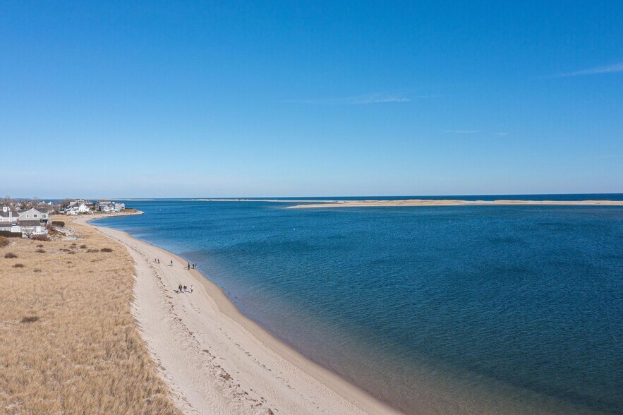 More Photos Of 723 Main St, Chatham Land For Sale