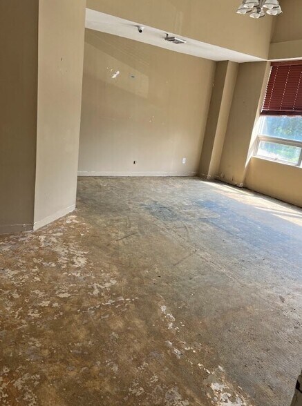 More Photos Of 342 US Highway 22, Green Brook Warehouse For Sale