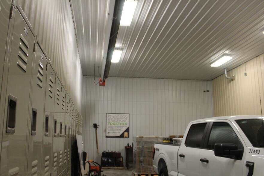 More Photos Of 205659 E County Rd, Woodward Industrial For Sale