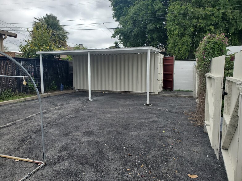 More Photos Of 512-522 23rd St, Richmond Storefront Retail Office For Lease