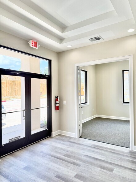 More Photos Of 350 Grand Link Dr, Conroe Medical For Lease