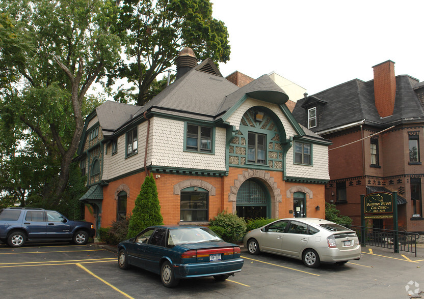 Primary Photo Of 25 Summer St, Buffalo Veterinarian Kennel For Sale