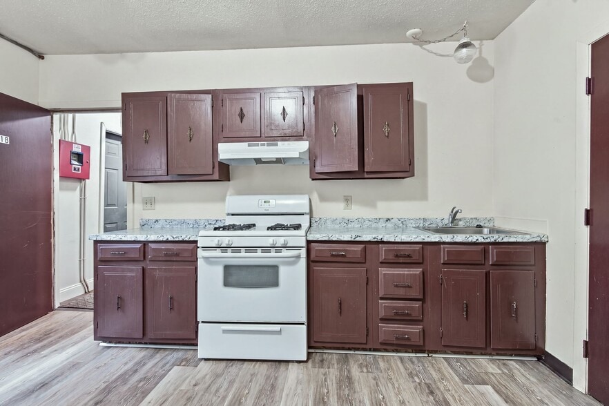 More Photos Of 32 Northeast St, Woonsocket Apartments For Sale