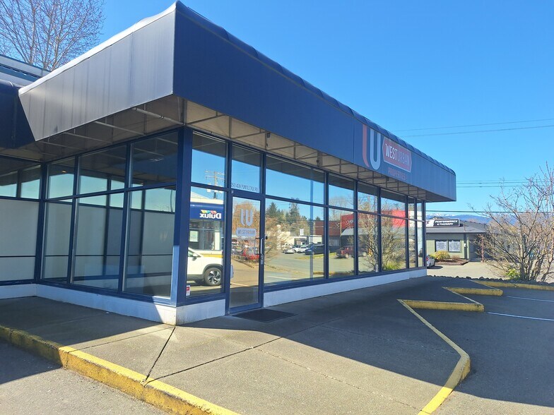 Primary Photo Of 470 Puntledge Rd, Courtenay Office For Lease
