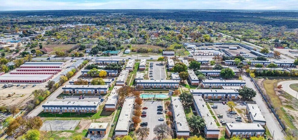 More Photos Of 2929 Rigsby Ave, San Antonio Apartments For Sale