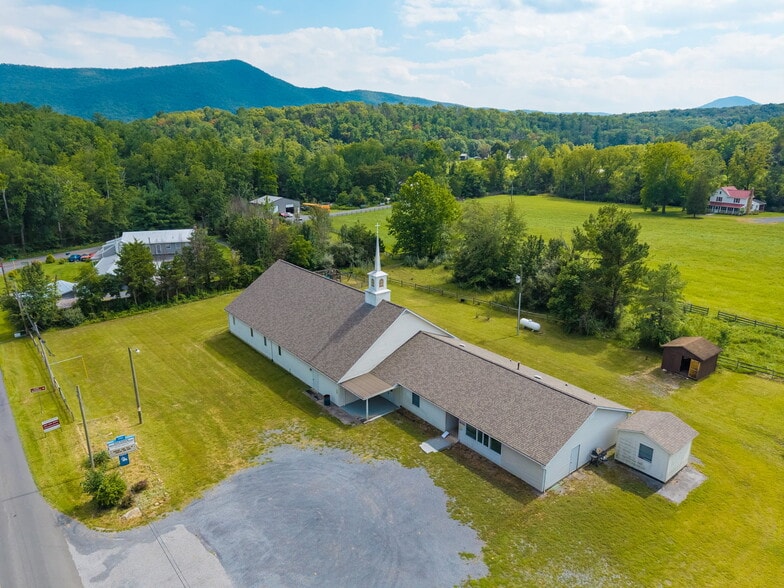 Primary Photo Of 5700 Edinburg Gap Rd, Fort Valley Religious Facility For Sale