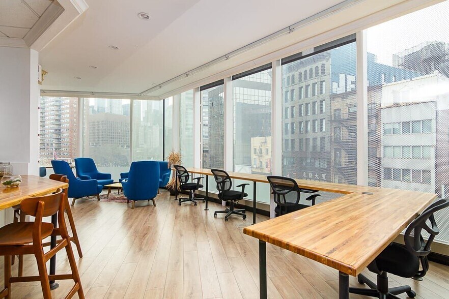 More Photos Of 17 Chatham Sq, New York Loft Creative Space For Lease