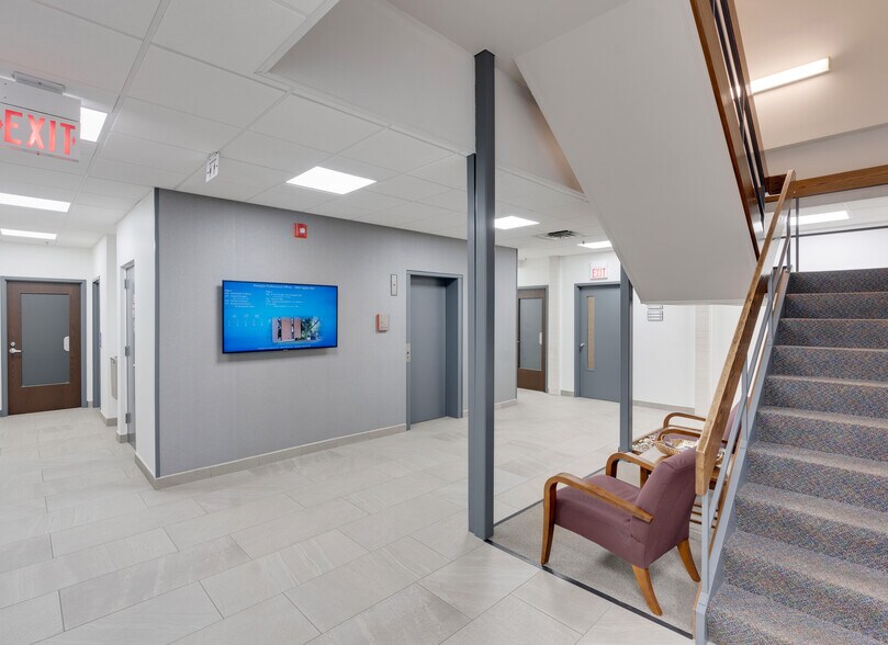 More Photos Of 3060 Ogden Ave, Lisle Medical For Sale