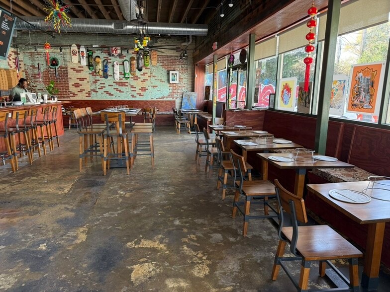 More Photos Of 377 Moreland Ave, Atlanta Fast Food For Sale