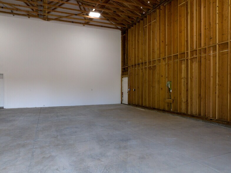More Photos Of 3061 Odell Hwy, Hood River Specialty For Sale